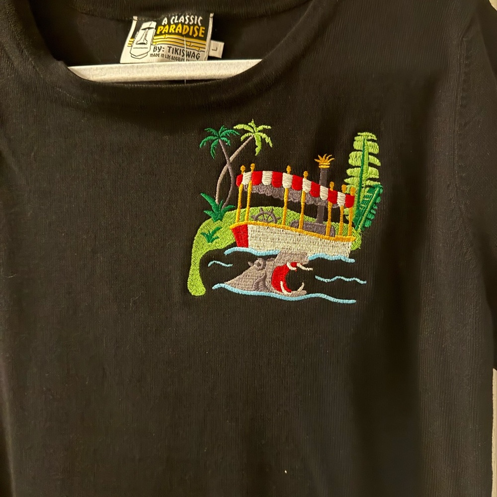 Jungle Cruise Disneyland Embroidered black shirt